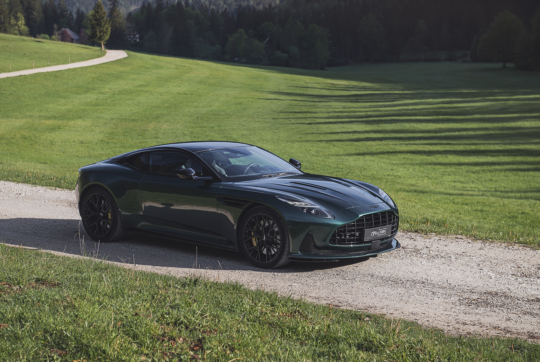 Aston Martin DB12 Coupé